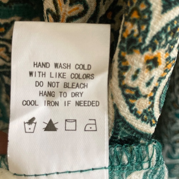 Green Paisley Print Blouse with Tags - Picture 8 of 8